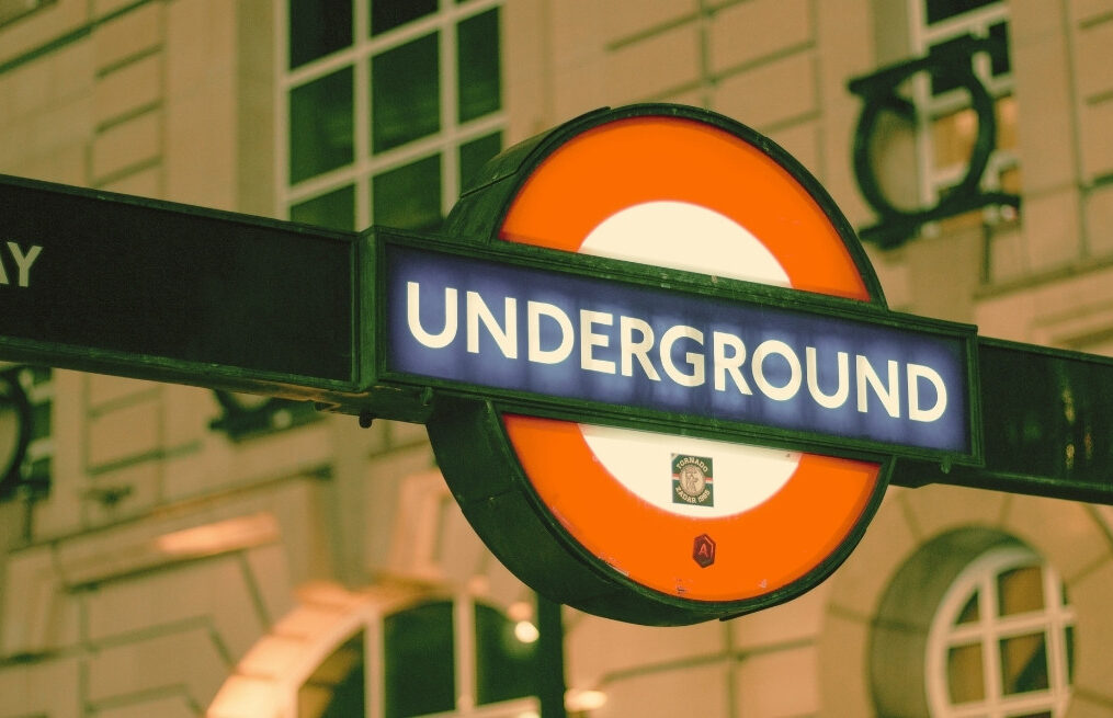 Tips to Maintain Your Signage for Longer Life